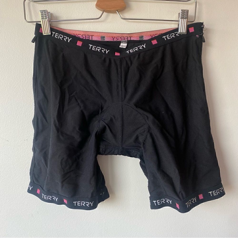terry size large padded bike shorts in black